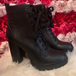 Brand new Never worn Steve Madden Laurie Booties!!!